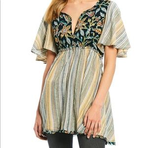 Nwt Under The Sun Tunic